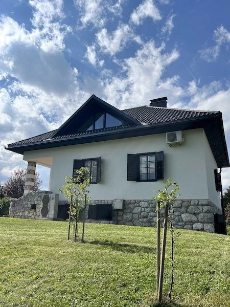 Villa de 225 m2 cerca del famoso Lago Bled