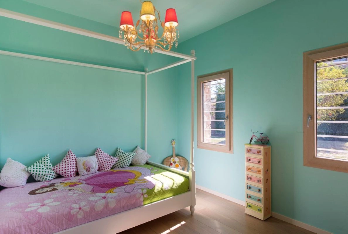 Villa 9+1 en las afueras de Tesalónica