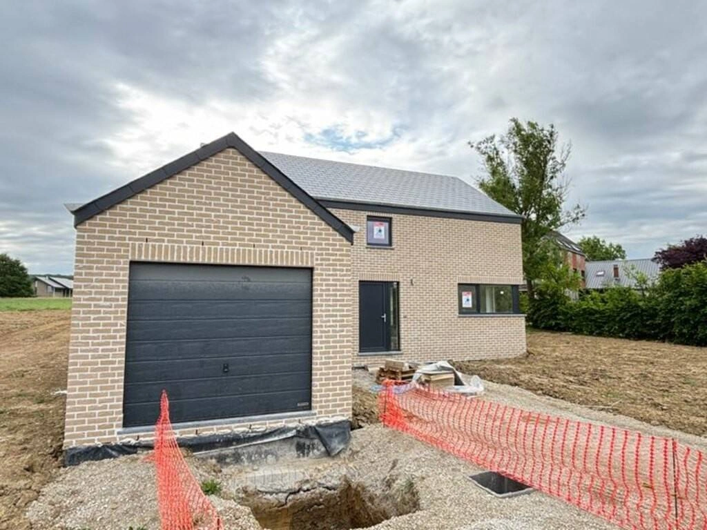 Casa luminosa 3+1 en Namur, Bélgica