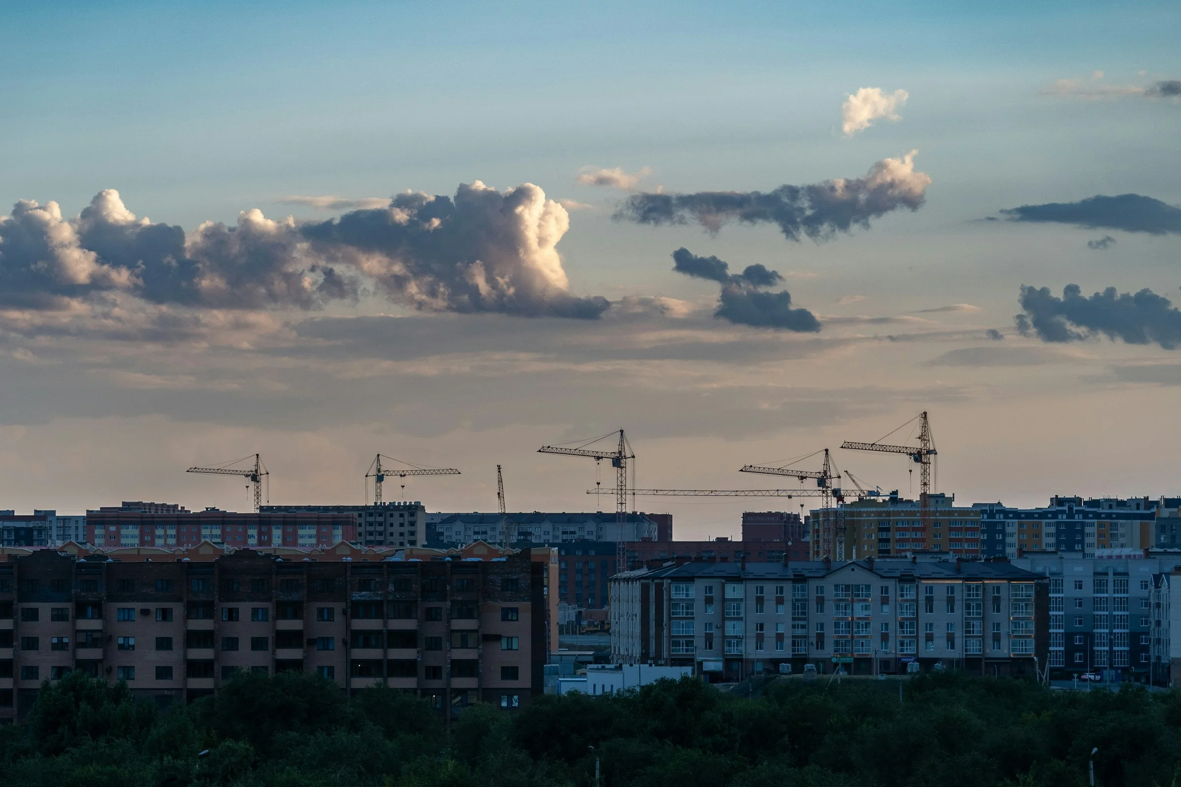 Unterstützung für globale Zahlungen in Aktobe — Mehrwährungsabdeckung | VelesClub Int.