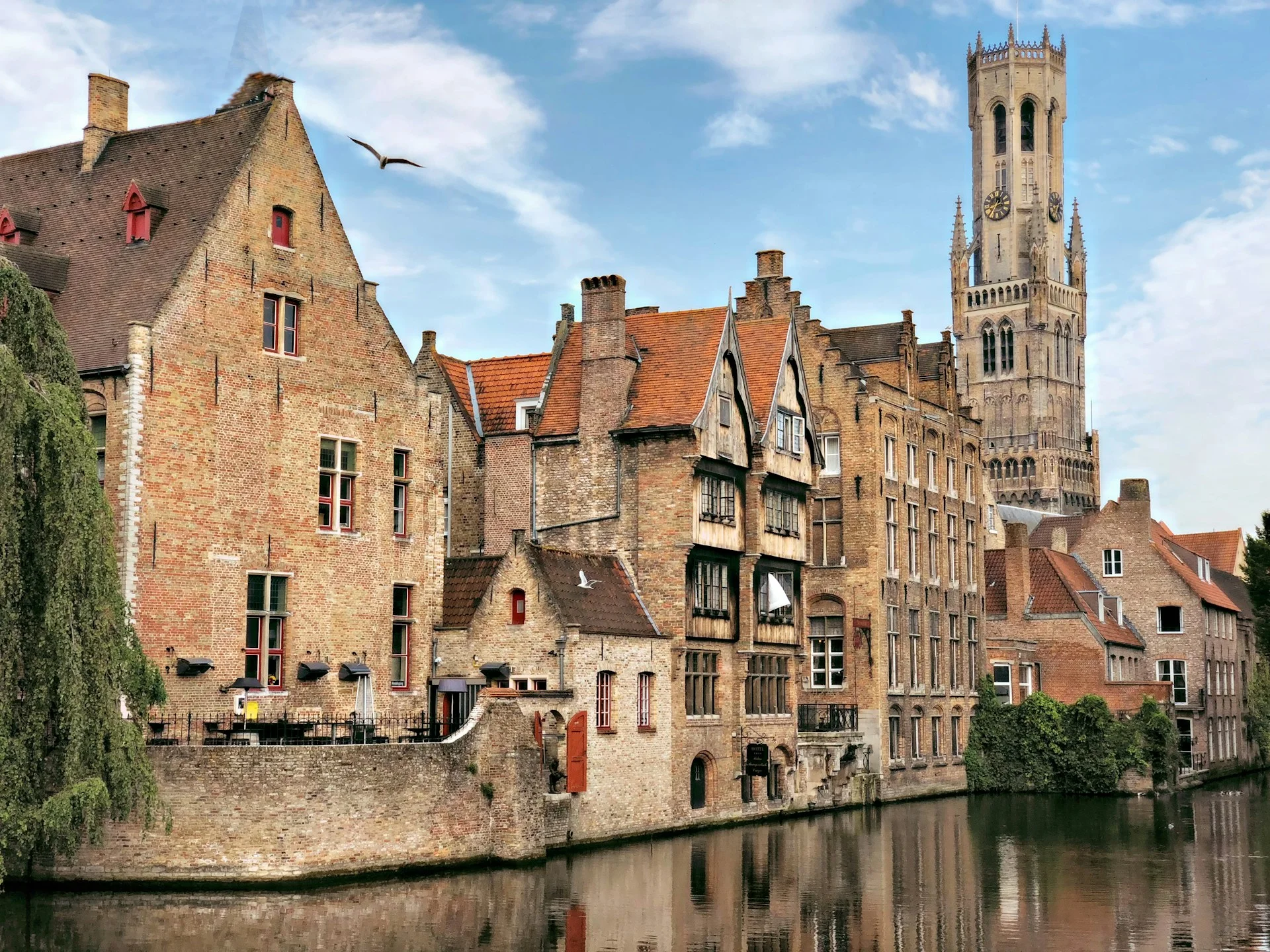 New Real Estate Listings In Bruges — Owner Homes | VelesClub Int.