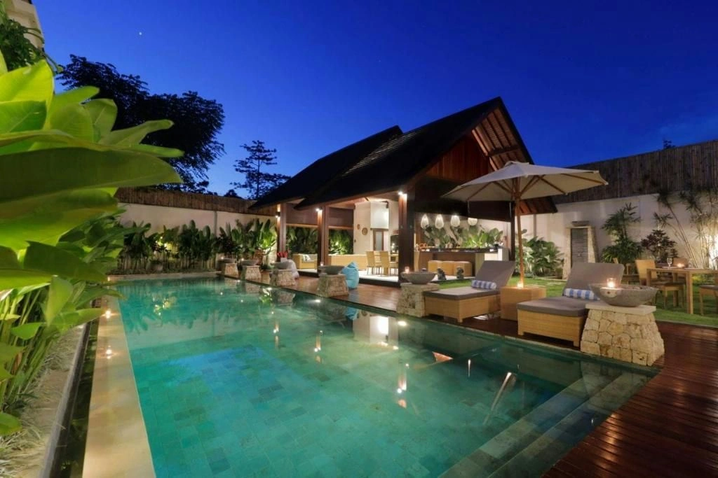 Luxury Beachfront Villa in Bukit Peninsula, Bali