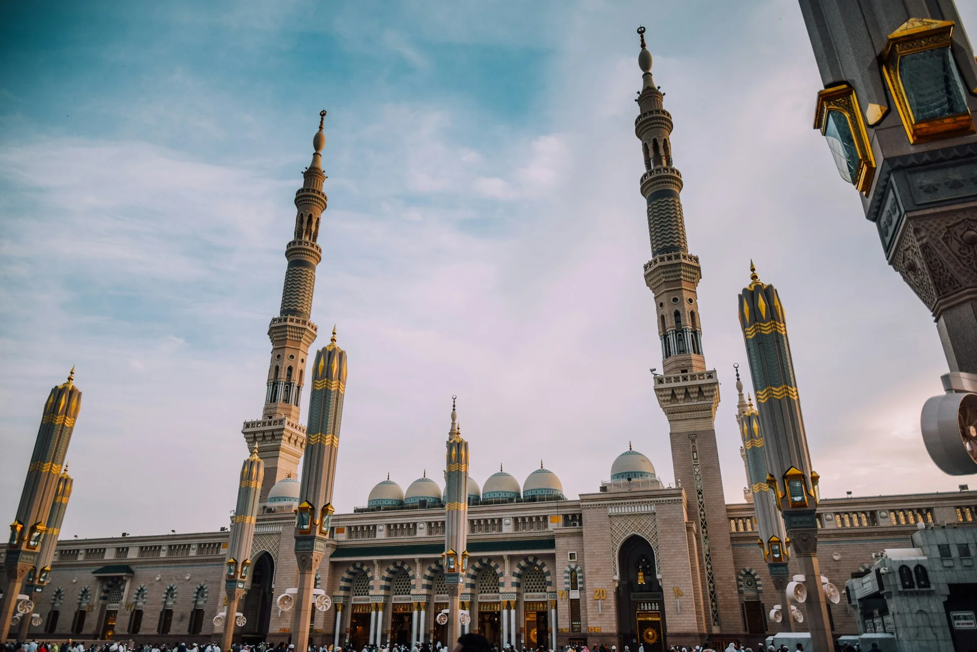 Häuser zum Verkauf in Saudi-Arabien – Wiederverkaufsmöglichkeiten | VelesClub Int.