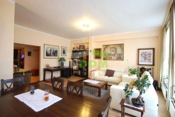 Spacieux appartement 2+1 près de la Grand Place à Bruxelles