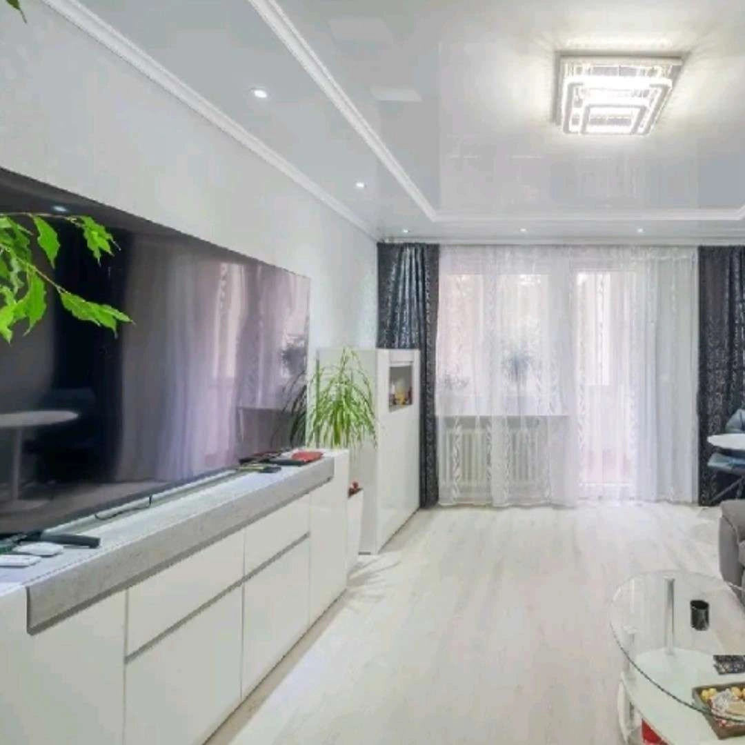Apartamento 2+1 cerca de un centro comercial