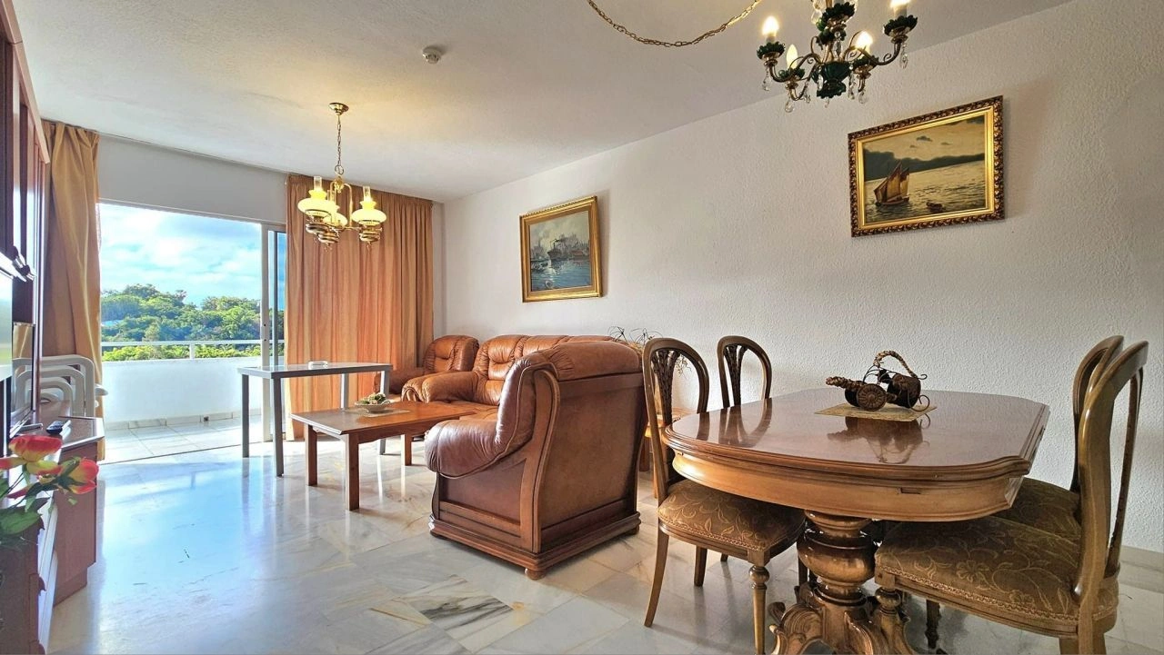 Spacious 2+1 apartment by the sea in Tenerife