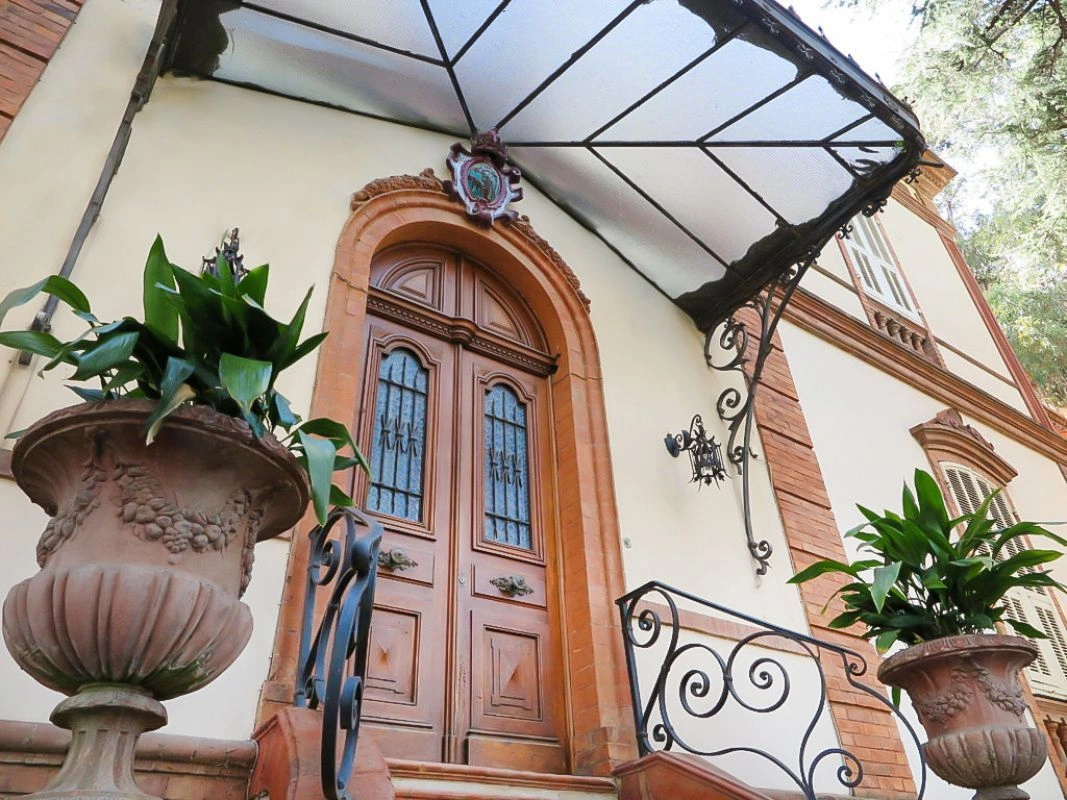 Historic villa 9+1 in Arma di Taggia, Italy