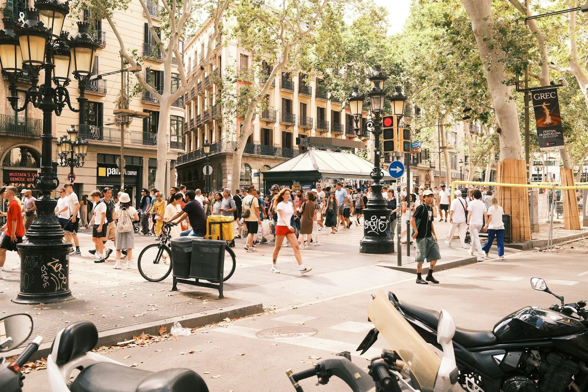 Order Financial & Compliance Document Translation in Barcelona | VelesClub Int.