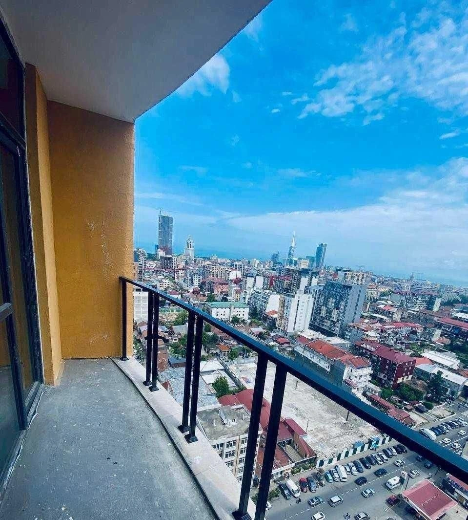 Cozy apartment in a new building with panoramic views of the city