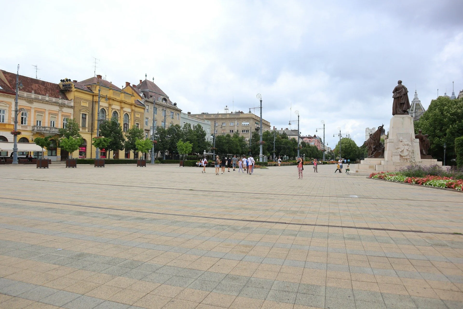 Debrecen Real Estate Portfolio – Foreign Investor Gateway | VelesClub Int.