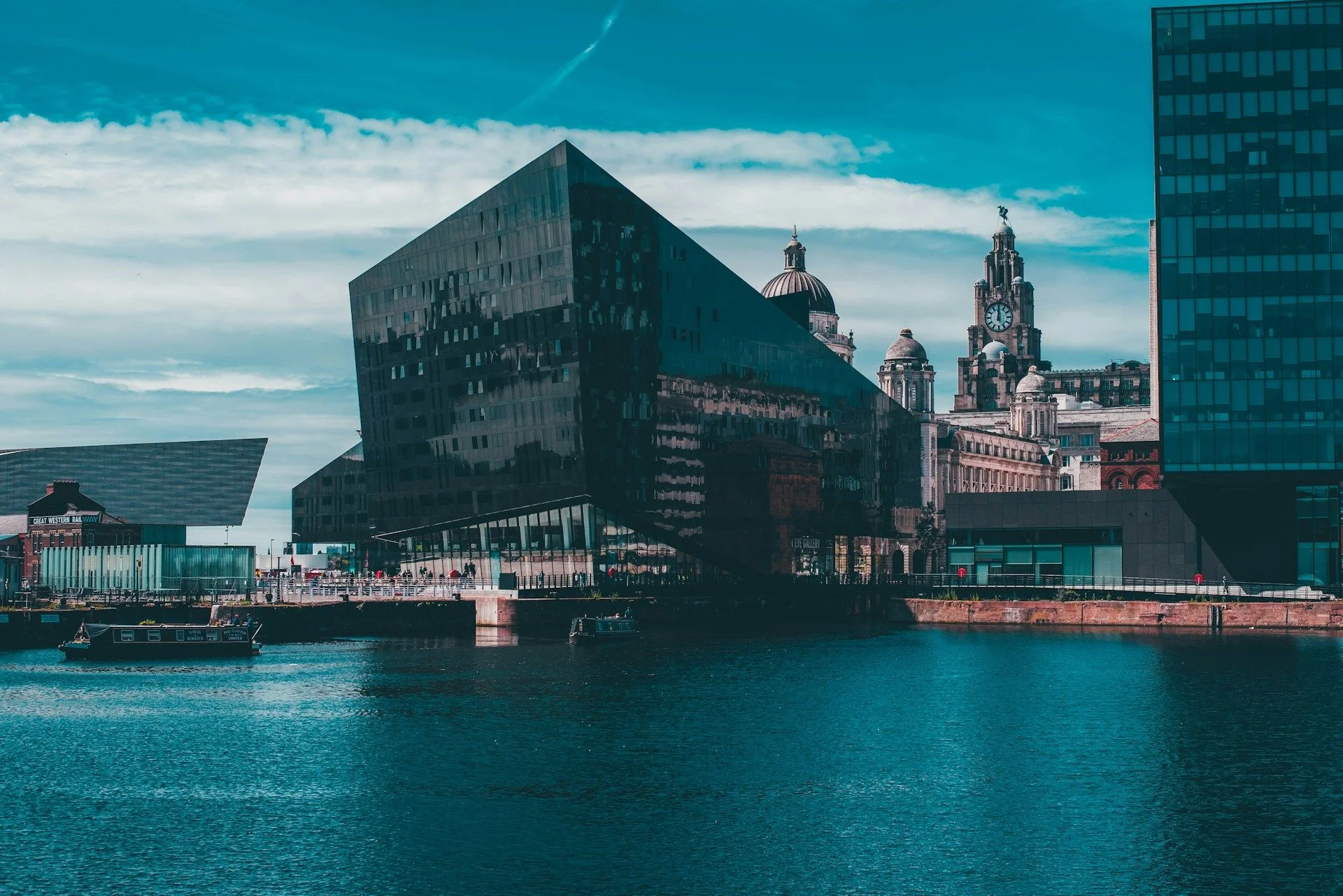 Resale Property Hub in Liverpool – Secondary Real Estate Offers | VelesClub Int.