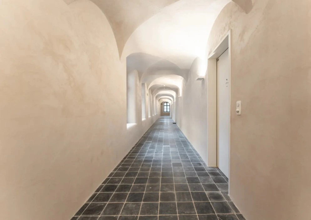 Apartamento 2+1 ensolarado em Bruges, Bélgica