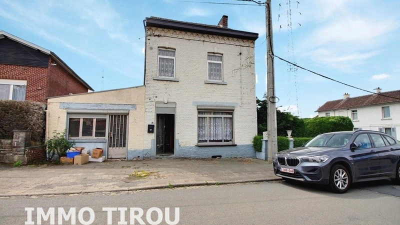Casa ensolarada 3+1 em Charleroi, Bélgica