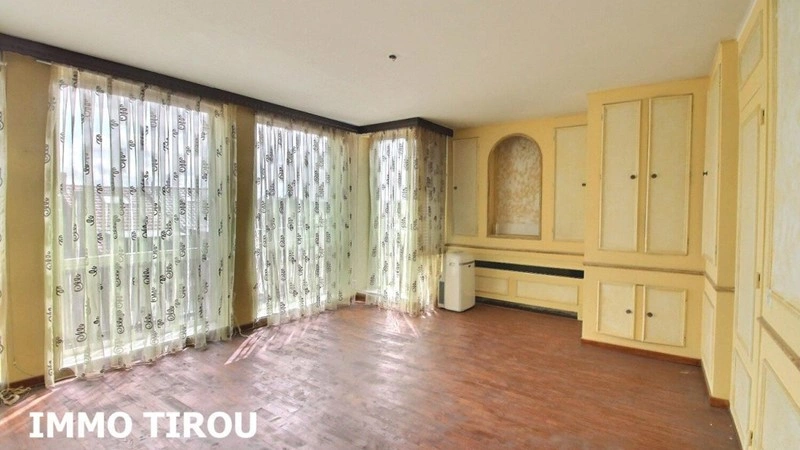 Aconchegante apartamento 2+1 em Charleroi, Bélgica