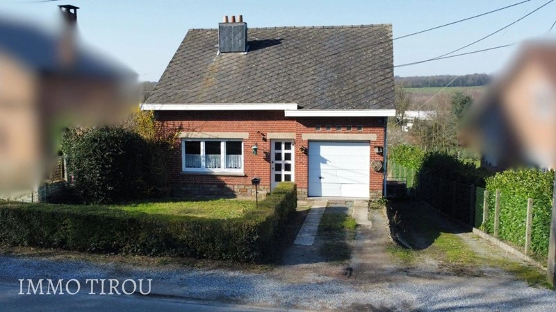 Family-friendly villa 3+1 in Charleroi, Belgium