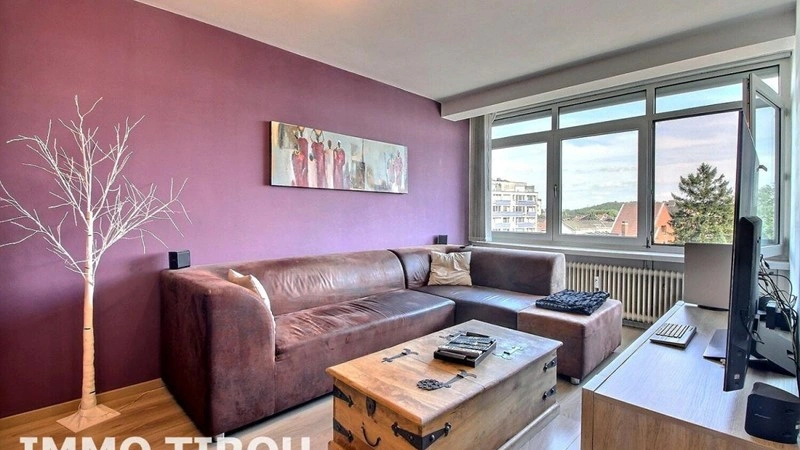 Apartamento acolhedor 2+1 em Charleroi, Bélgica