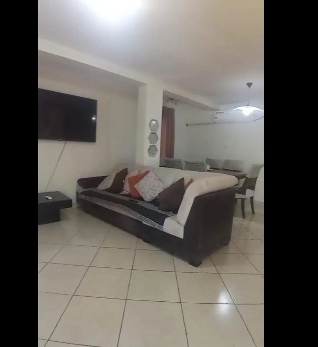 House 137 m2 with balcony in Guayaquil, Ecuador