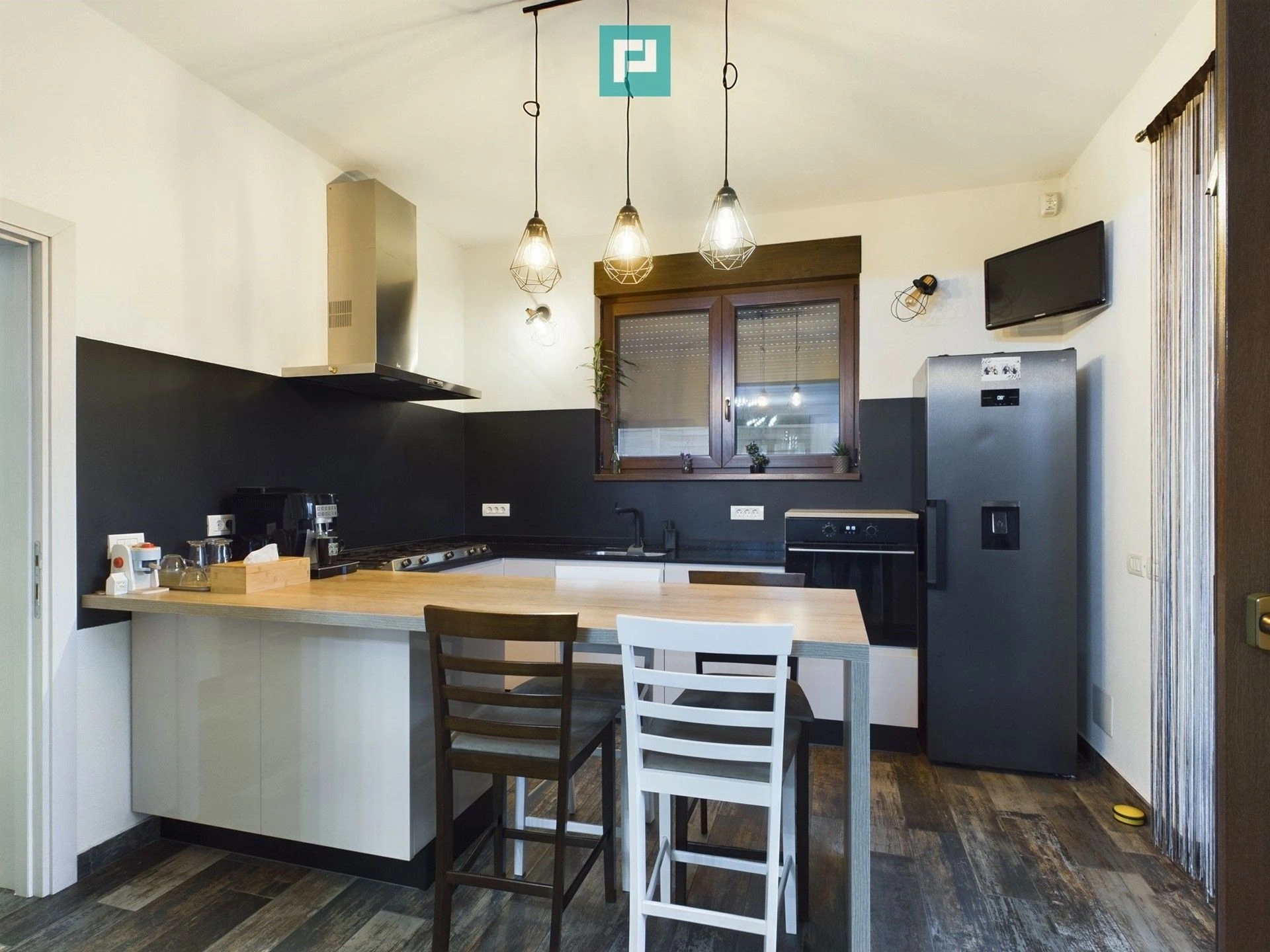 New 4+1 house with swimming pool in Tivoli area, Timisoara