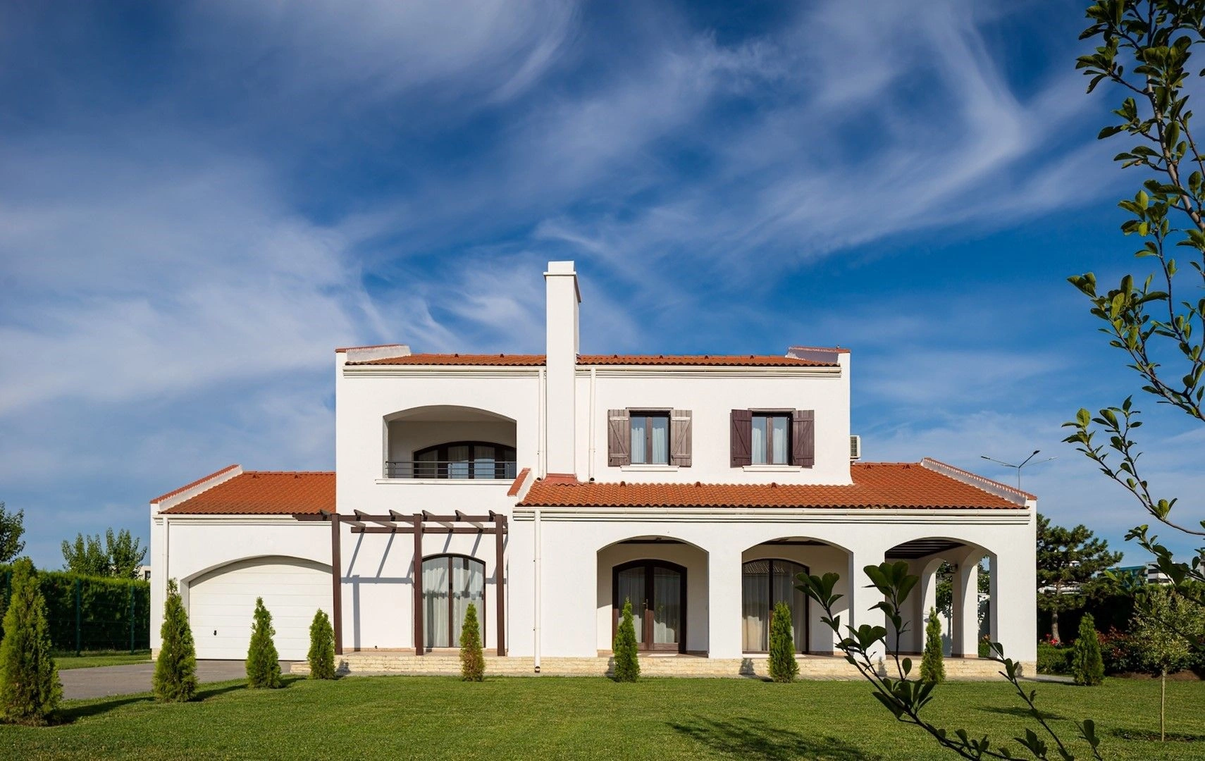 Luxury 4+1 villa near the beach in Constanta