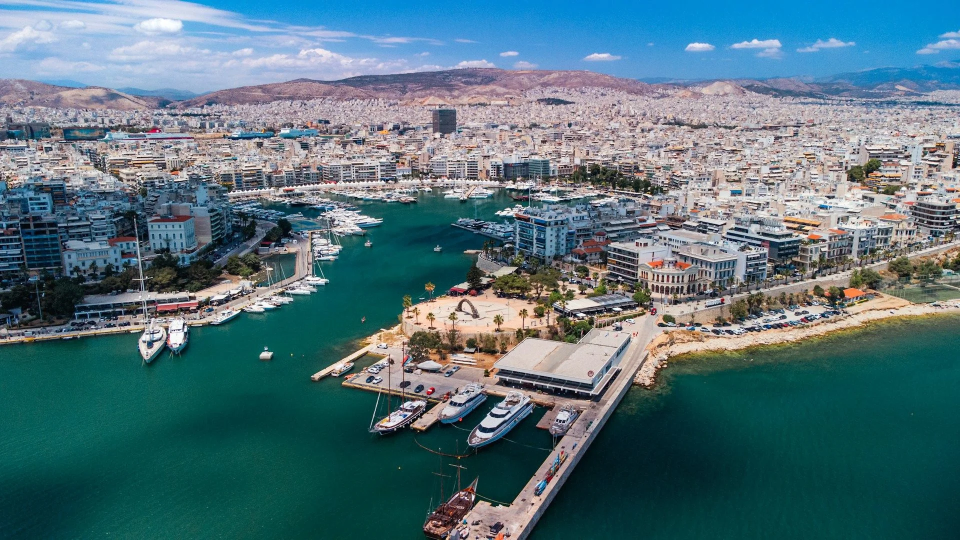 Buy Secondary Real Estate in Piraeus – Expert-Selected Listings | VelesClub Int.