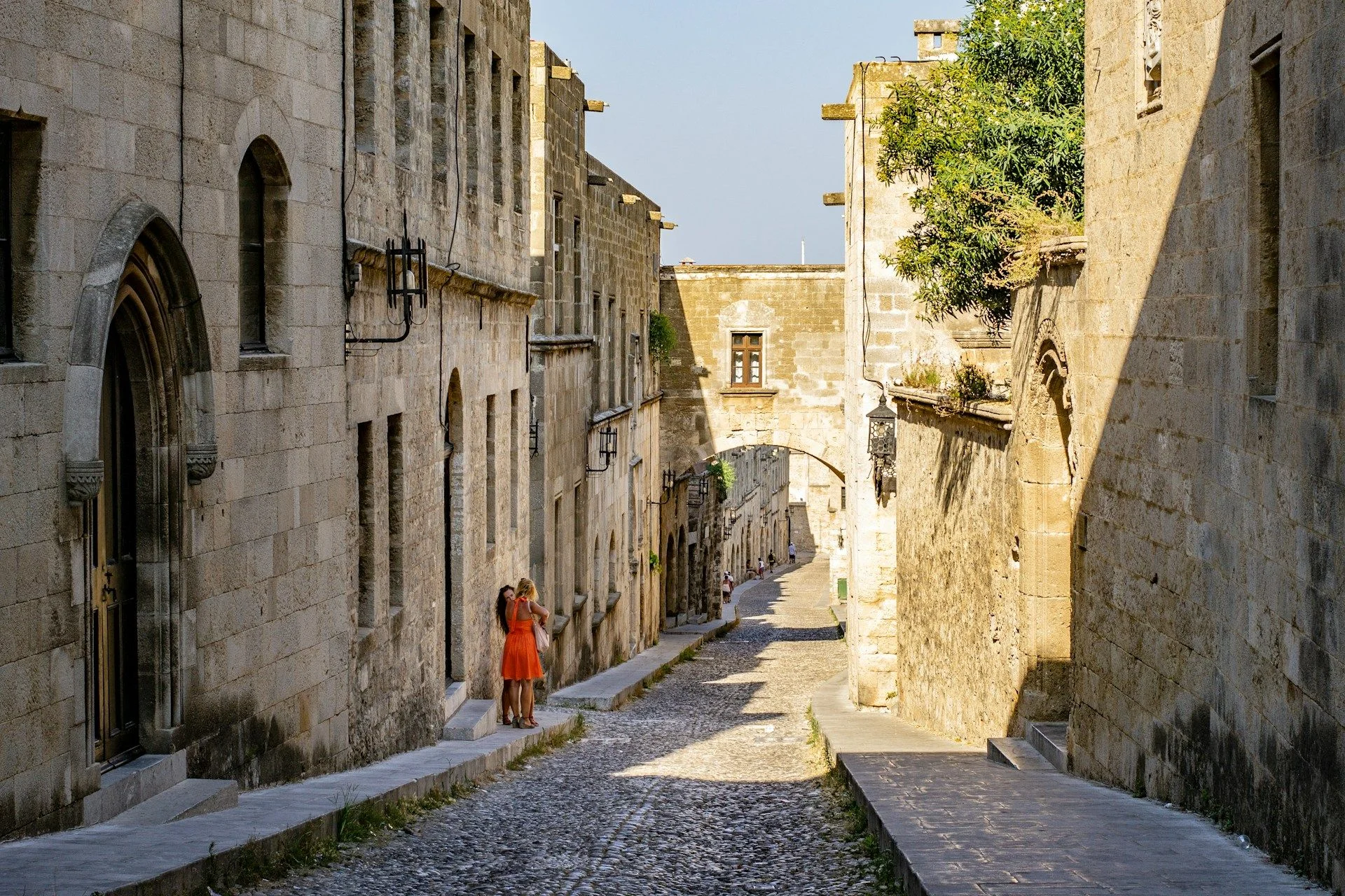 Expert-Approved Secondary Properties in Rhodes – VelesClub Int.