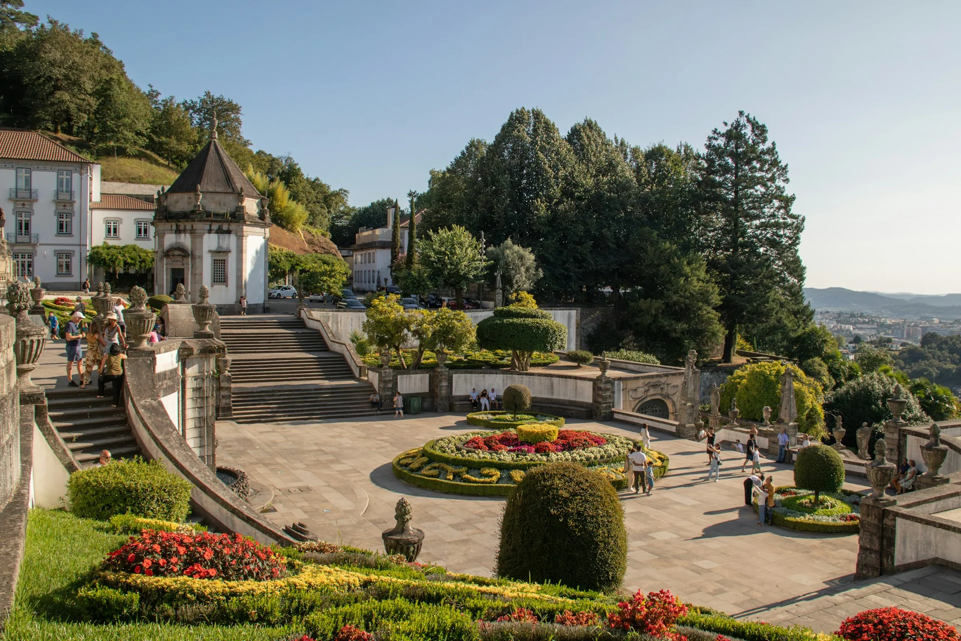 Diversifiez votre portefeuille avec l'immobilier à Braga | VelesClub Int.