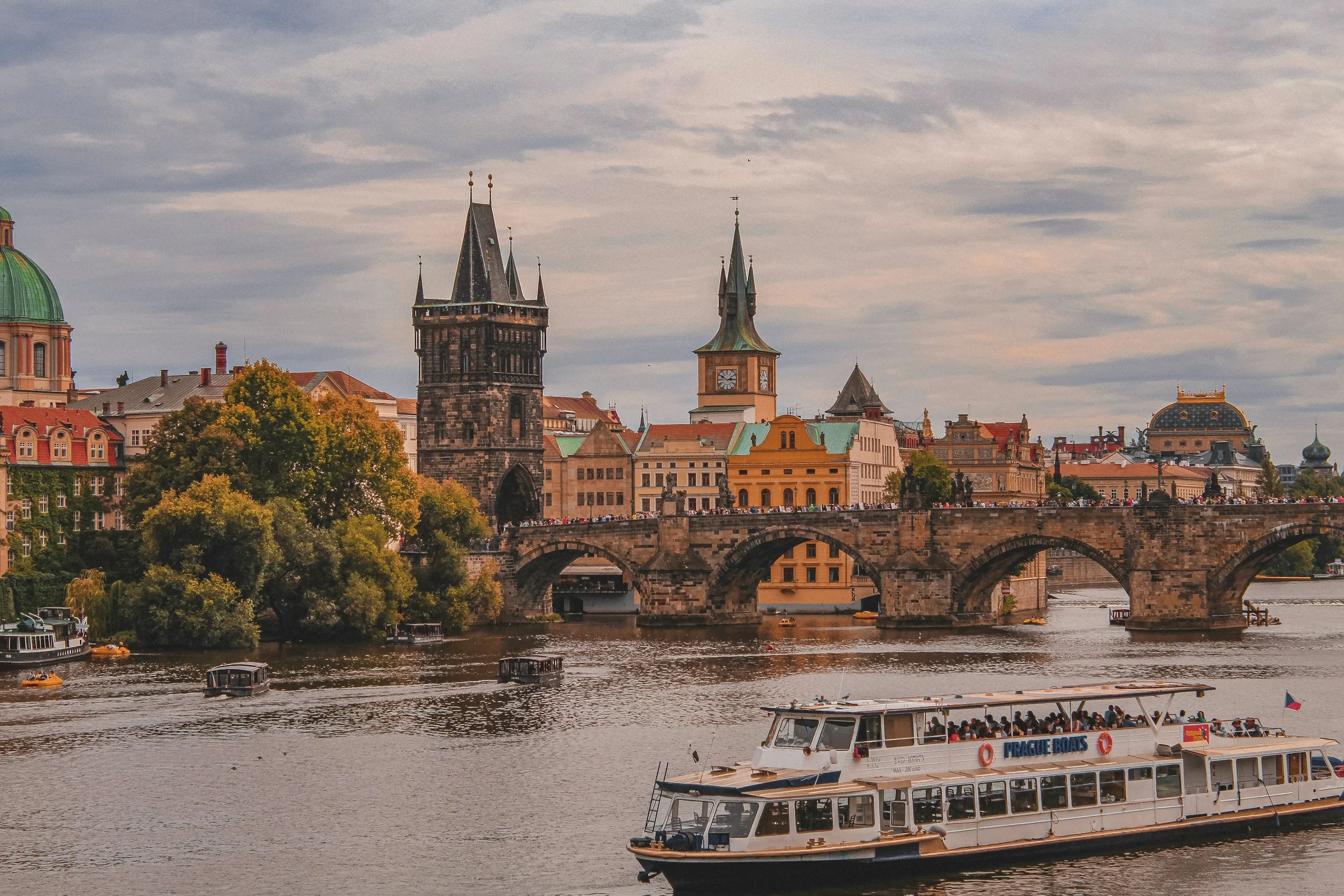 Real estate listings in Czech Republic – resale houses | VelesClub Int.