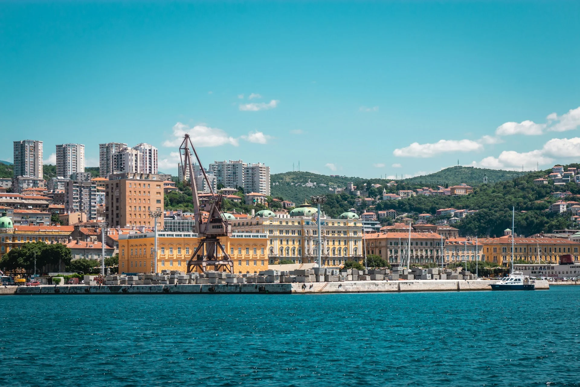 Biens d'occasion à Rijeka — VelesClub Int.