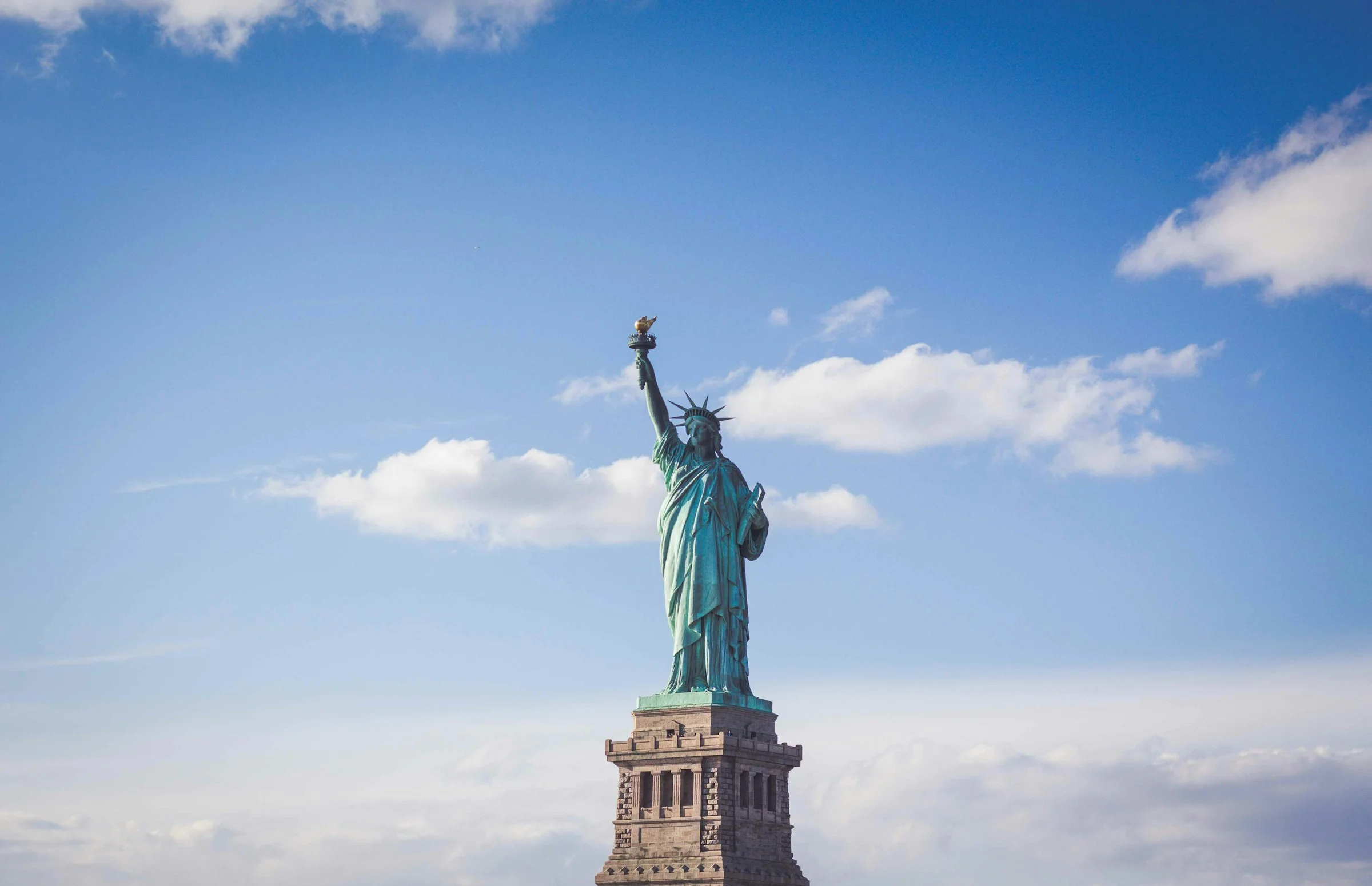 Commercial Real Estate in USA - Verified Commercial Listings | VelesClub Int.