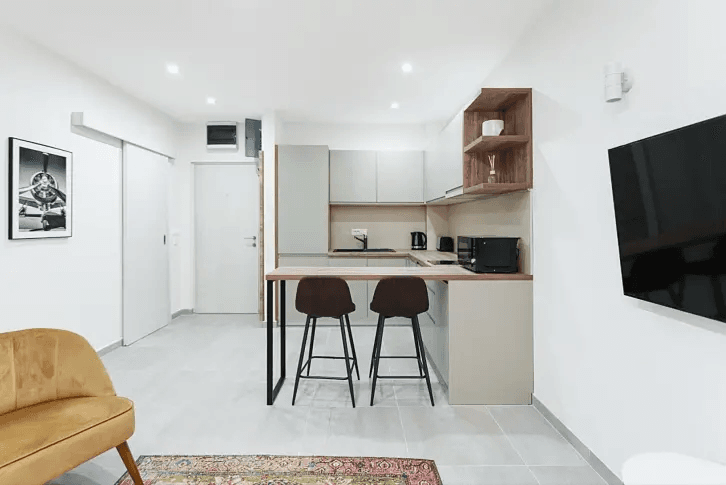 Studio 31 m2 in new complex of Kotor, Montenegro