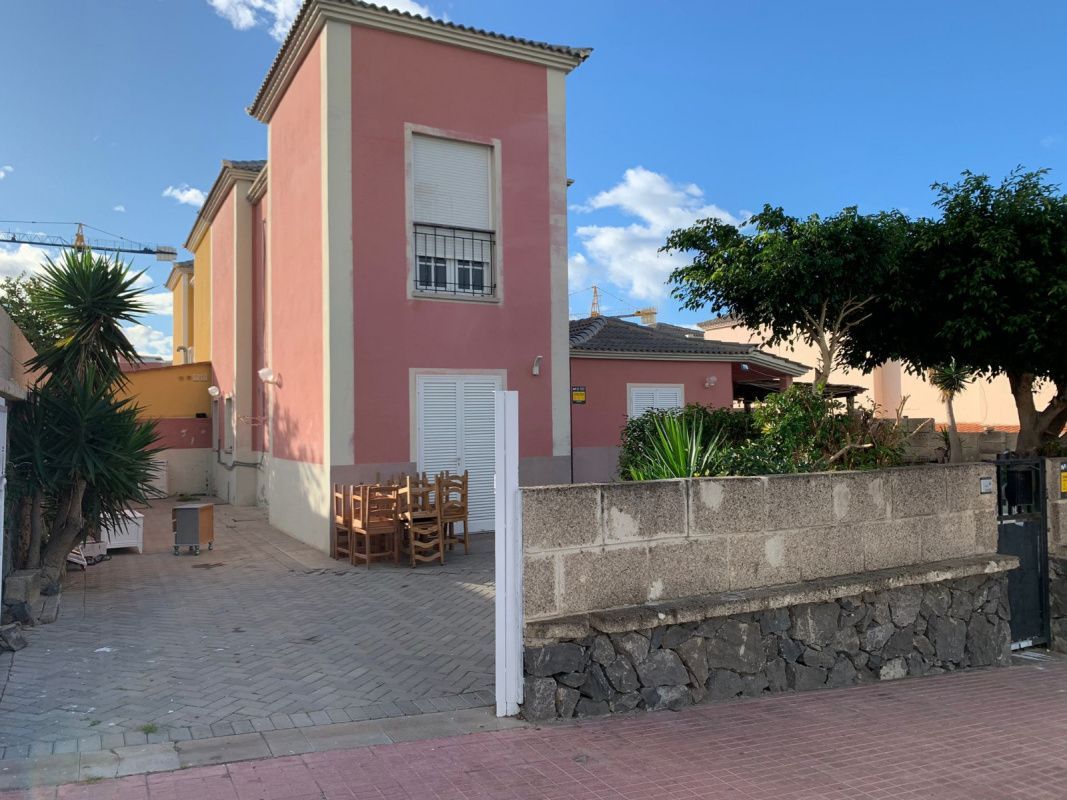 Gemütliche 3+1 Villa in der Nähe des Ozeans auf Teneriffa