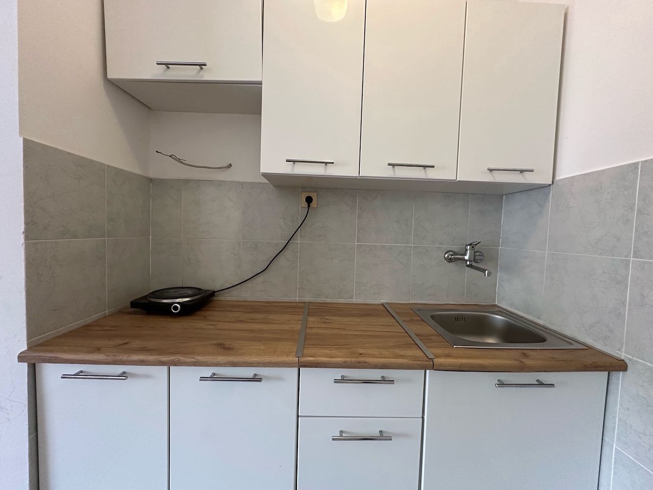 Well-kept 1+1 apartment with panoramic views of Budva
