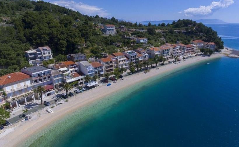 Städtisches Grundstück in Podgora, Kroatien