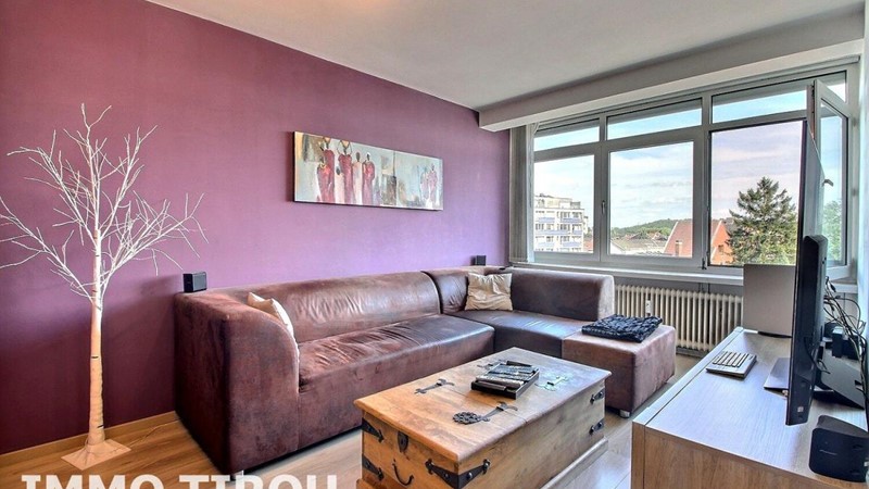 Apartamento acolhedor 2+1 em Charleroi, Bélgica