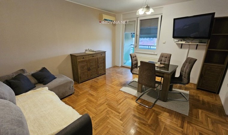 Apartment 1-bedroom with elevator in Zrenjanin, Serbia